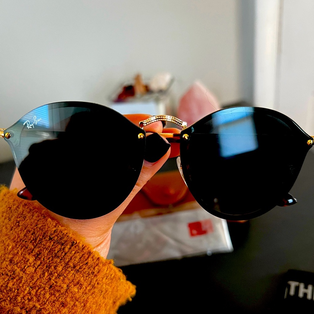 SOLD - Ray Ban Blaze round sunglasses